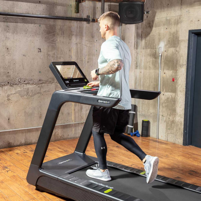 SportsArt  T674L-16 Elite Treadmill male user