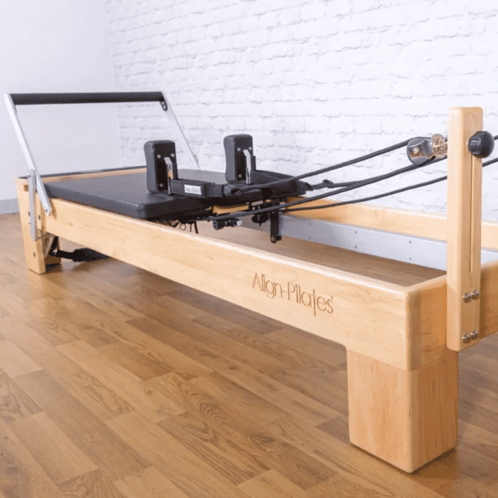 align pilates m8 pro maple wood reformer front view