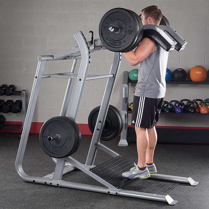 leverage squat machine sls500 standing