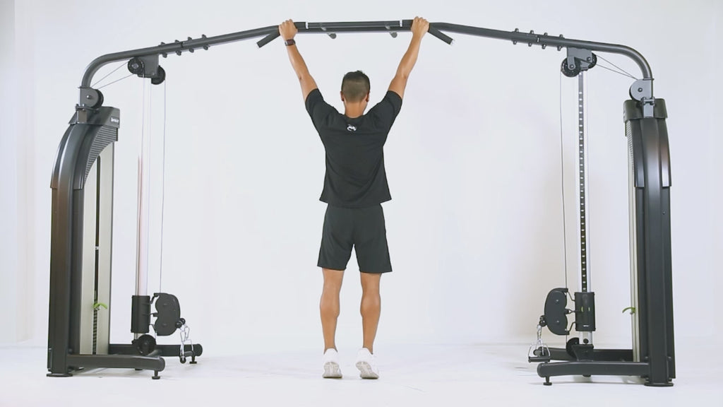 SportsArt Cable Crossover P871 Pull up exercise