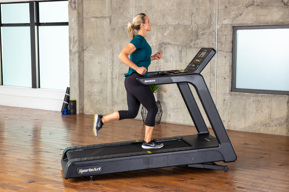 SportsArt T674L Elite Eco-Natural Treadmill Female User
